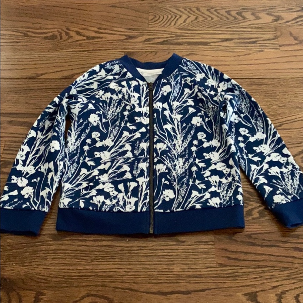blue and white flower lightweight jacket